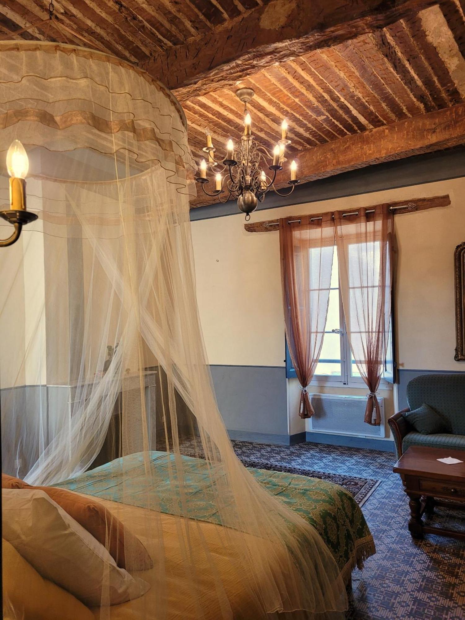 Hotel Au Puits De La Fontaine Tavernes Pokoj fotografie